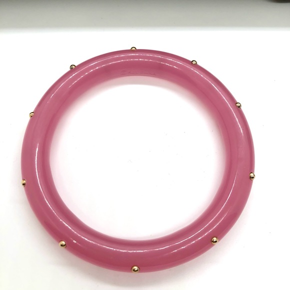 Vintage Pink Lucite KENNETH LANE Bangle Bracelet - Picture 5 of 15